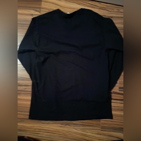 Queen Long Sleeve​ Top - Picture 3 of 3
